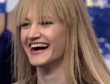 Έξαλλη η Ειρήνη Ερμίδου του GNTM με όσα της γράφουν στο Instagram: «Θα σας σπάσω στο ξύλο, άι σιχτίρ» (βίντεο)